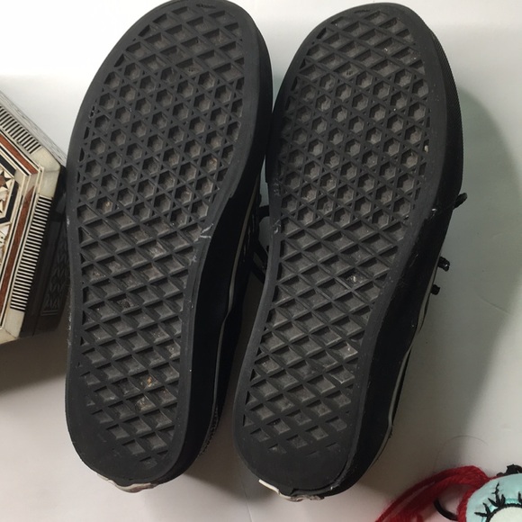 Vans x The Nightmare Before Christmas Slip On Tim Burton - Picture 10 of 10